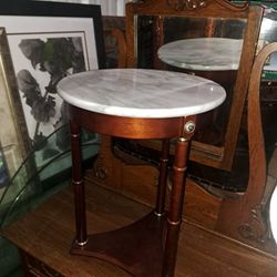 Beautiful Plant Stand 