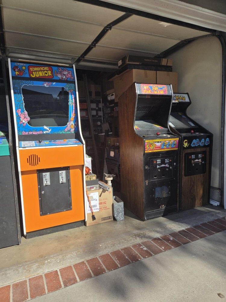 Pacman Cabaret. Ms Pacman Cabaret Donkey Kong Jr Upright