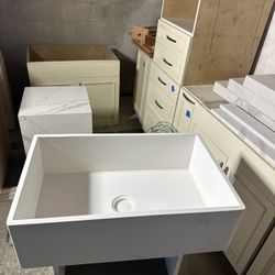 White Quartz Farmer Sinks 