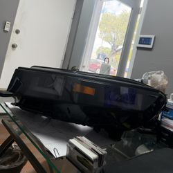 HYUNDAI IONIC ORIGINAL ORM LEFT DRIVER LED HEADLIGHT COMPLETE ASSEMBLY 2022/2023/2024