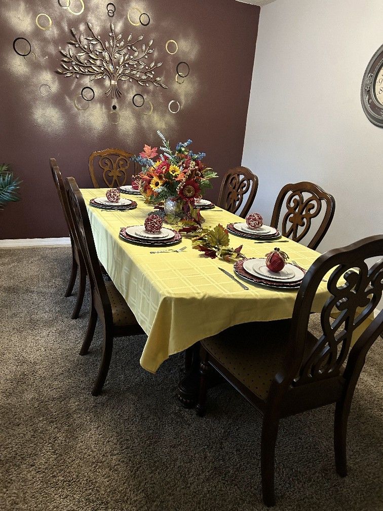 Moving SALE!!! Dining Table