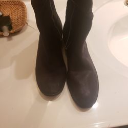 Womens Tall Boots BORN. NEW