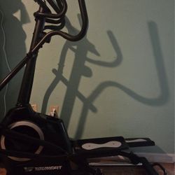 ELLIPTICAL MACHINE