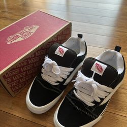 Vans Knu Skool