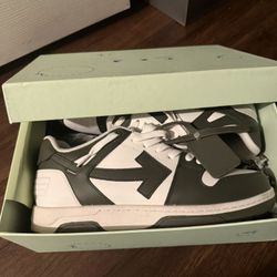 Off-White Out Of Office