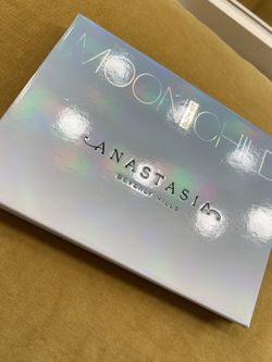 Makeup Anastasia