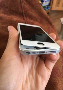 iphone 5 broken