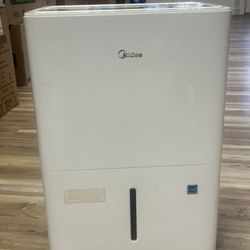 Midea 50-Pint Dehumidifier – Excellent Condition!