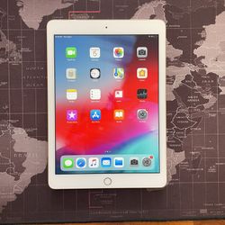 Apple iPad 5 32GB WiFi 9.7” -Fully Working!!!