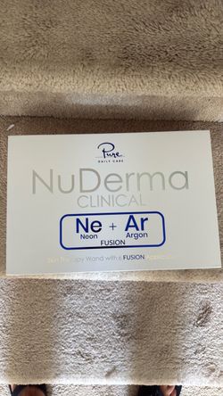 Pure Daily Care NuDerma Clinical Skin Therapy Wand