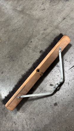 Push broom