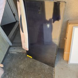 43 Inch Insignia TV Woth Firetv