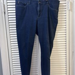 18 W Chaps. Dark Navy Blue. Jeans. Plain Pocket 