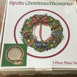 Spode Christmas Memories 3 Piece Place Setting 5 sets