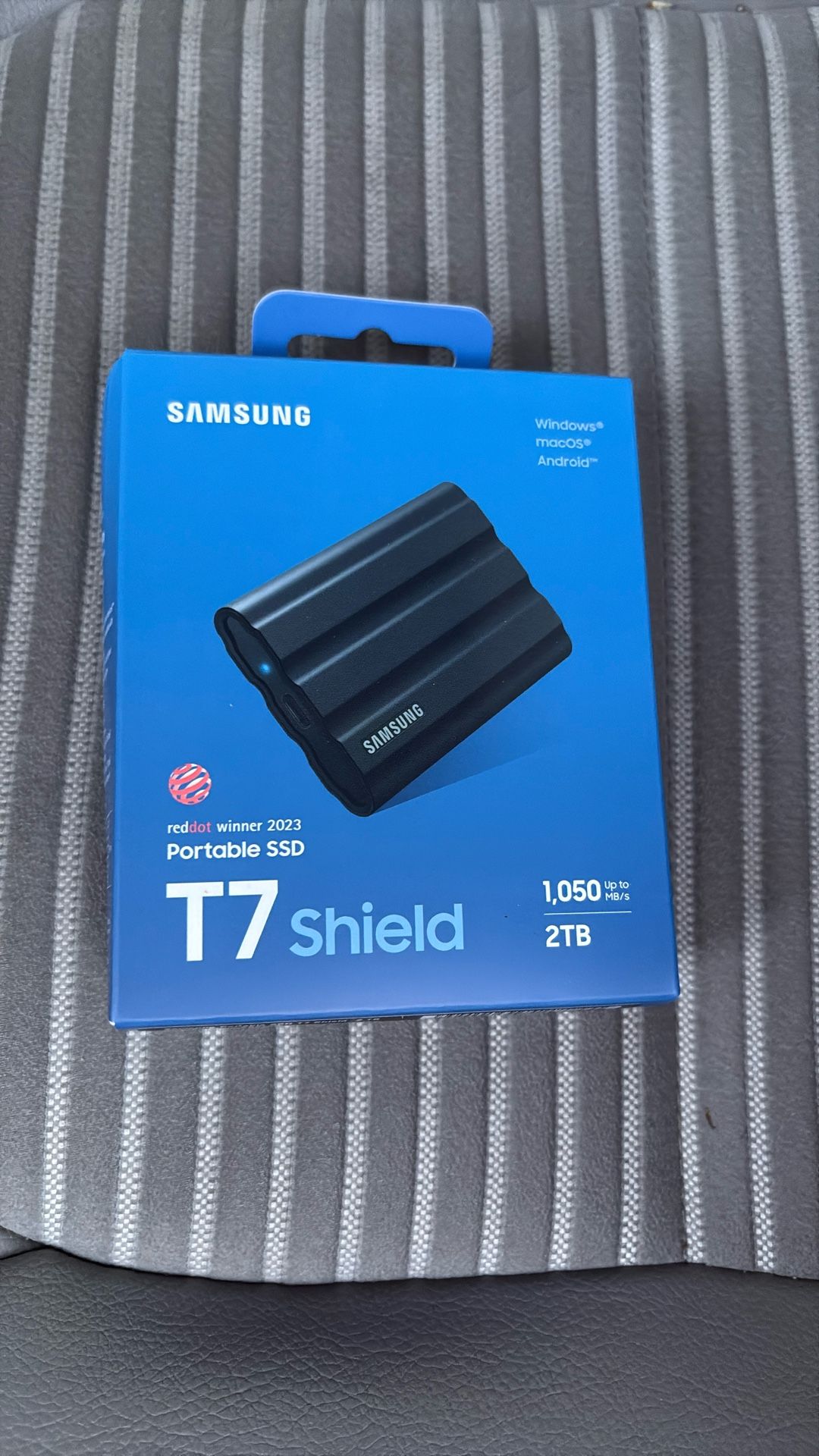 Samsung T7 Shield Portable External Solid State Drive USB 2TB