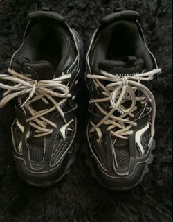 Balenciaga track 44-45 ( come to me )