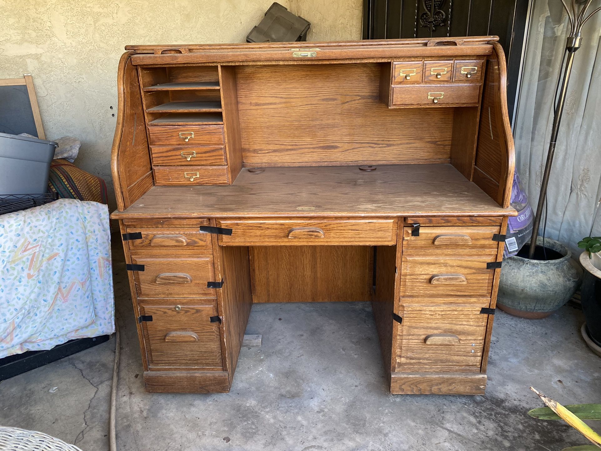 Winners only roll top desk deals