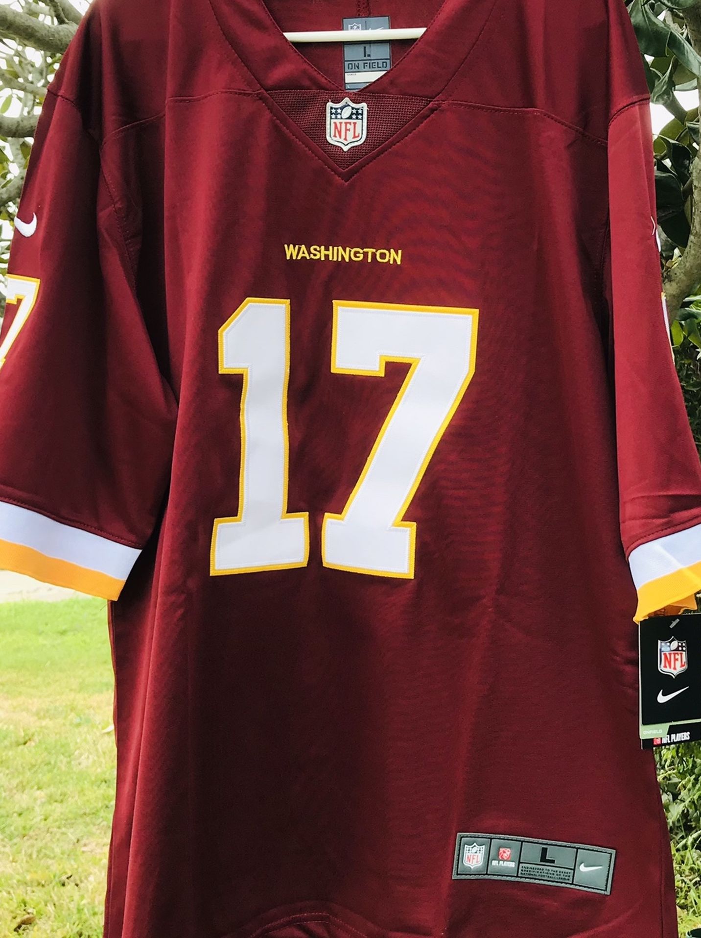 Nike: Terry McLaurin Jersey