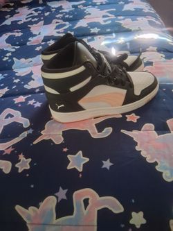 Puma Shoes Size 9/& half