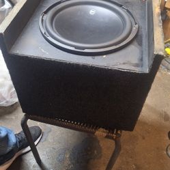 JL Audio 12W3v3-4 