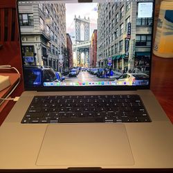Macbook Pro 16 Inch
