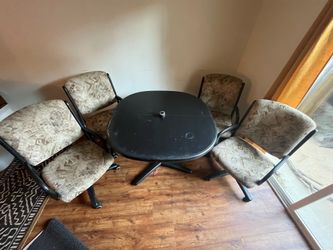 ASAP 40 Black Table and Four wheeling Chairs