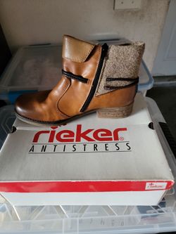 Woman shoes