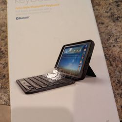 LG tablet keyboard and case