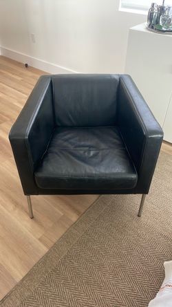 Leather black chair