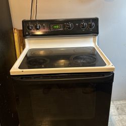 GE Electric Stove