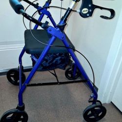Walker Drive Brand Medical  Use ▫️ Indoor ▪️outdoor  excellent Condition , Storage   🧳 Nice  with Padded   Backresst,  Brakes Work Good 👍too! 👌 