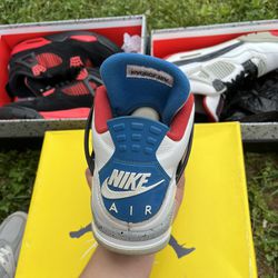Jordan 4 Shoe 