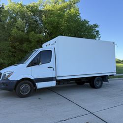 2016 Mercedes-Benz Sprinter Cargo