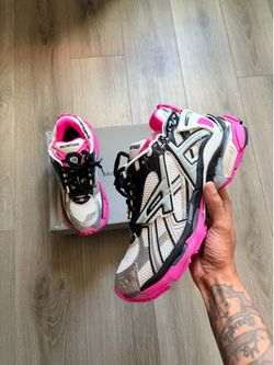 Balenciaga runners grey & pink