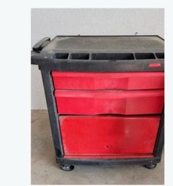 Large rolling toolbox