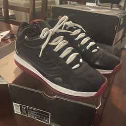 Air Jordan’s Men’s 10.5 