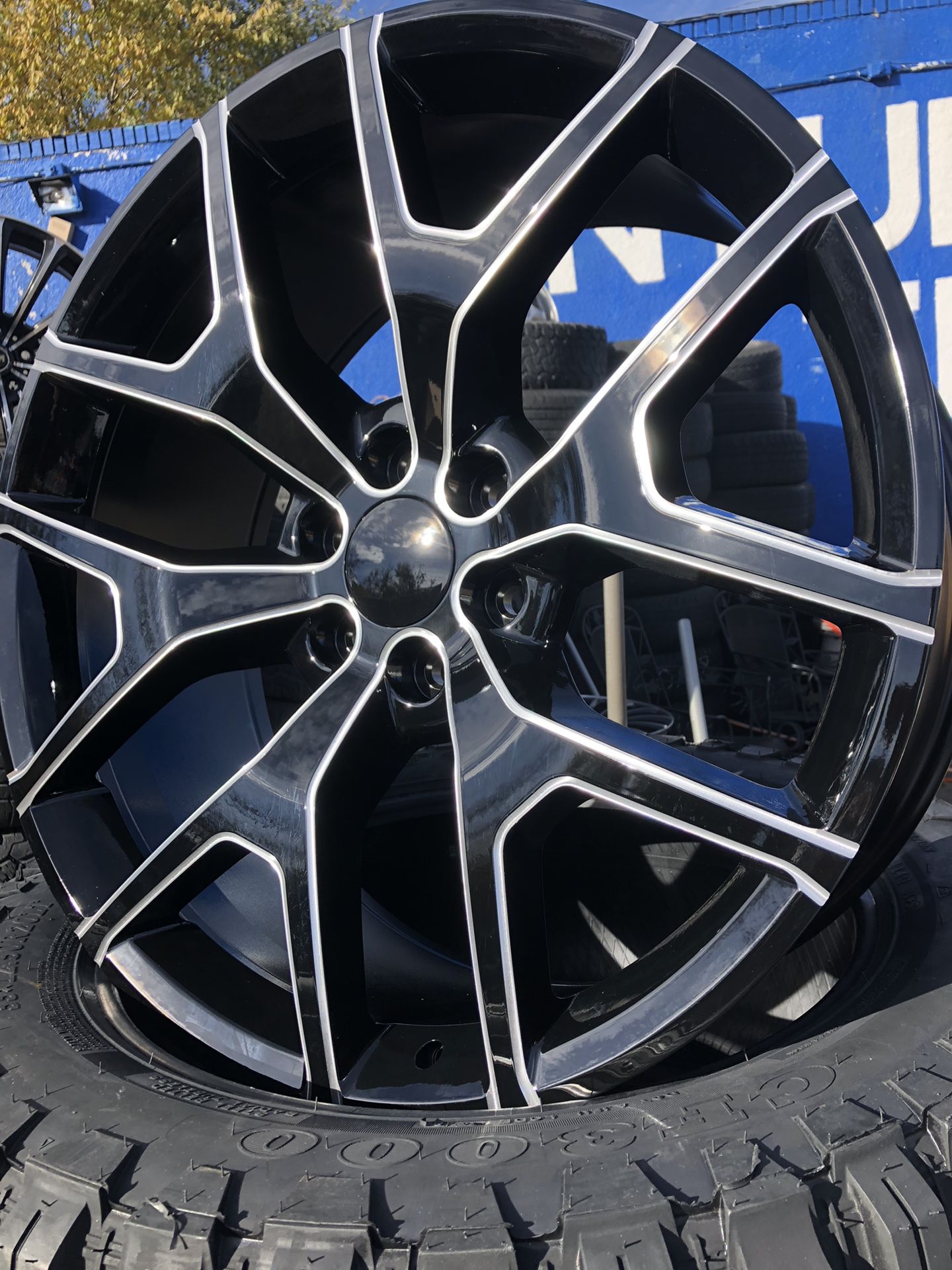 GMC Sierra wheels 6x139.7