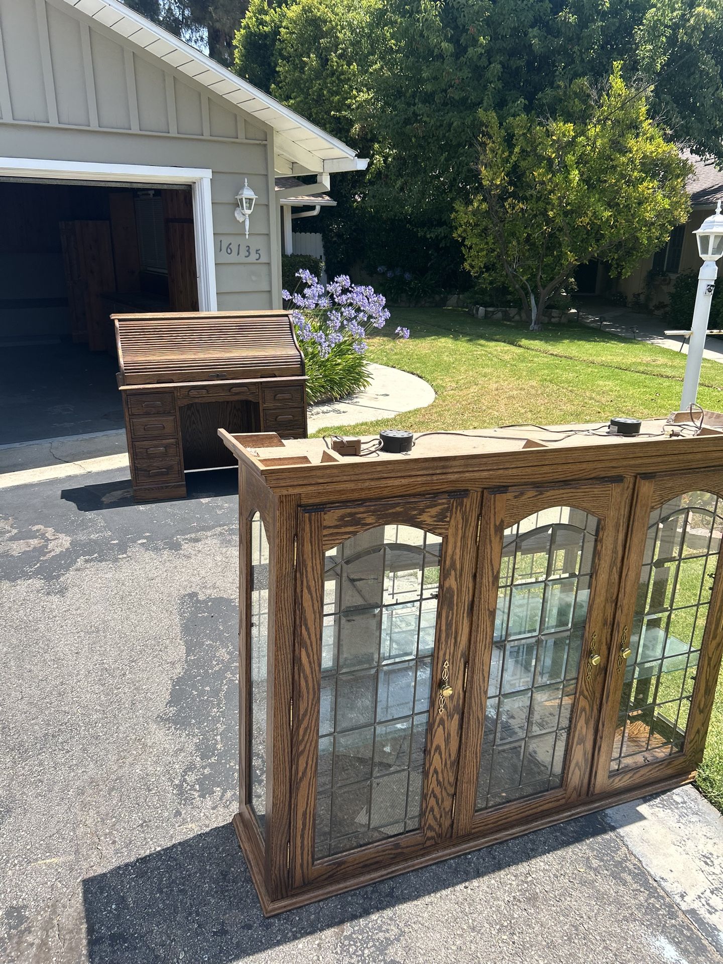 FREE FURNITURE DESK CHINA HUTCH CABINET