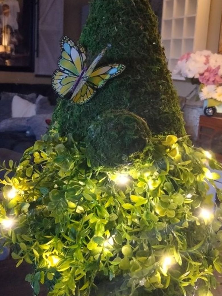 Gnome Topiary