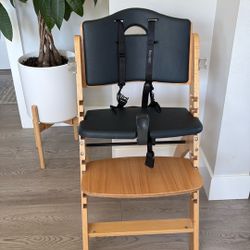 Abiie Beyond Junior Wooden High Chair