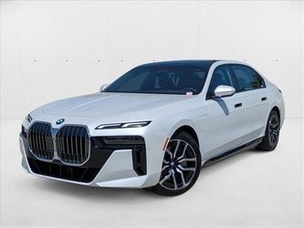 2025 BMW 750e
