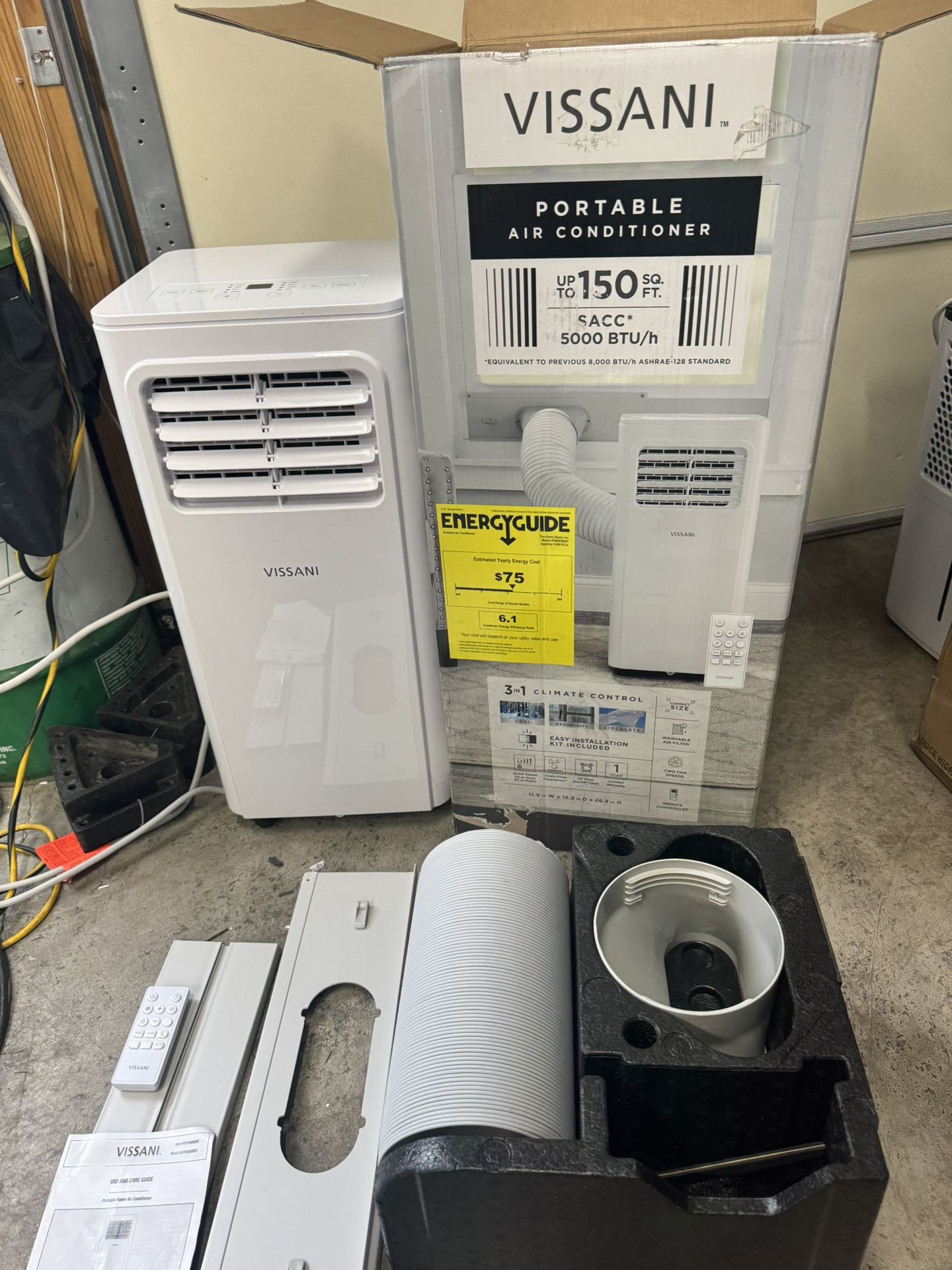 New Vissani 3 In 1 Portable Air Conditioner 5000 btu. With Remote. Works Good And Cold. Must Pickup