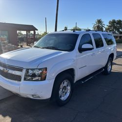 2011 Suburban Z71 