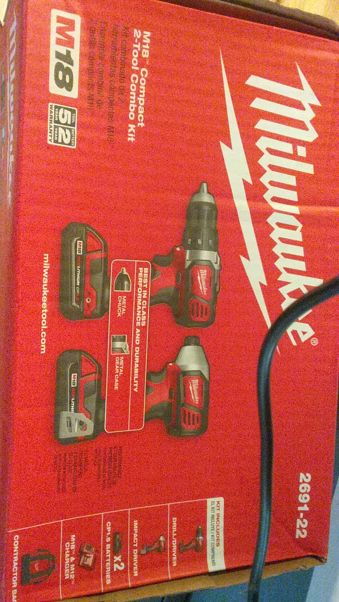 Milwaukee drill and impact drill +bag+charger + ×2 batterys 1.5 M18 red lithium