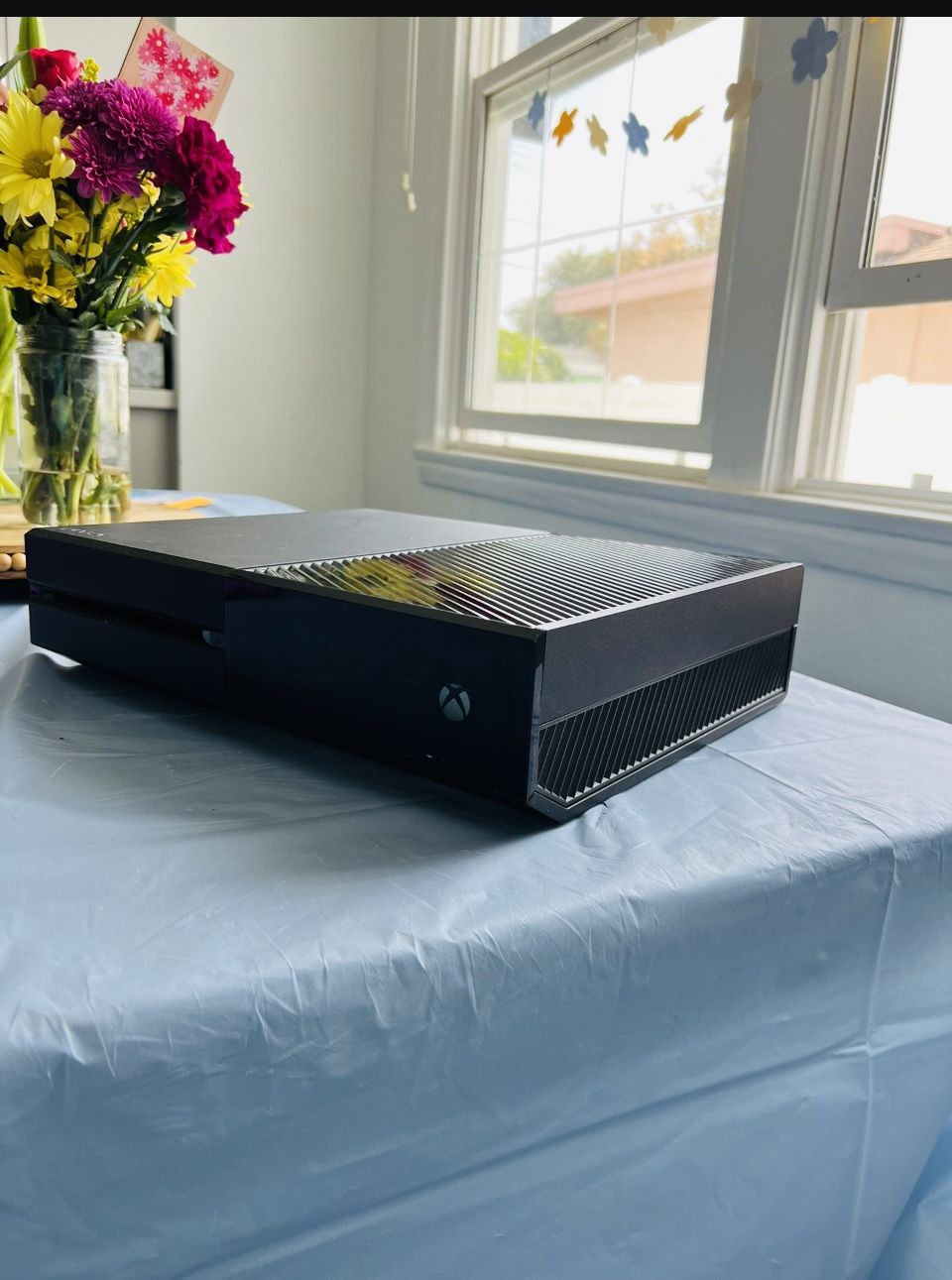 Xbox One Console Bundle 2 Games + Controller + Cordes