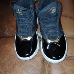 Jordan Max Auro 44 Black Metallic Gold Men Basketball Sneakers Size 5Y