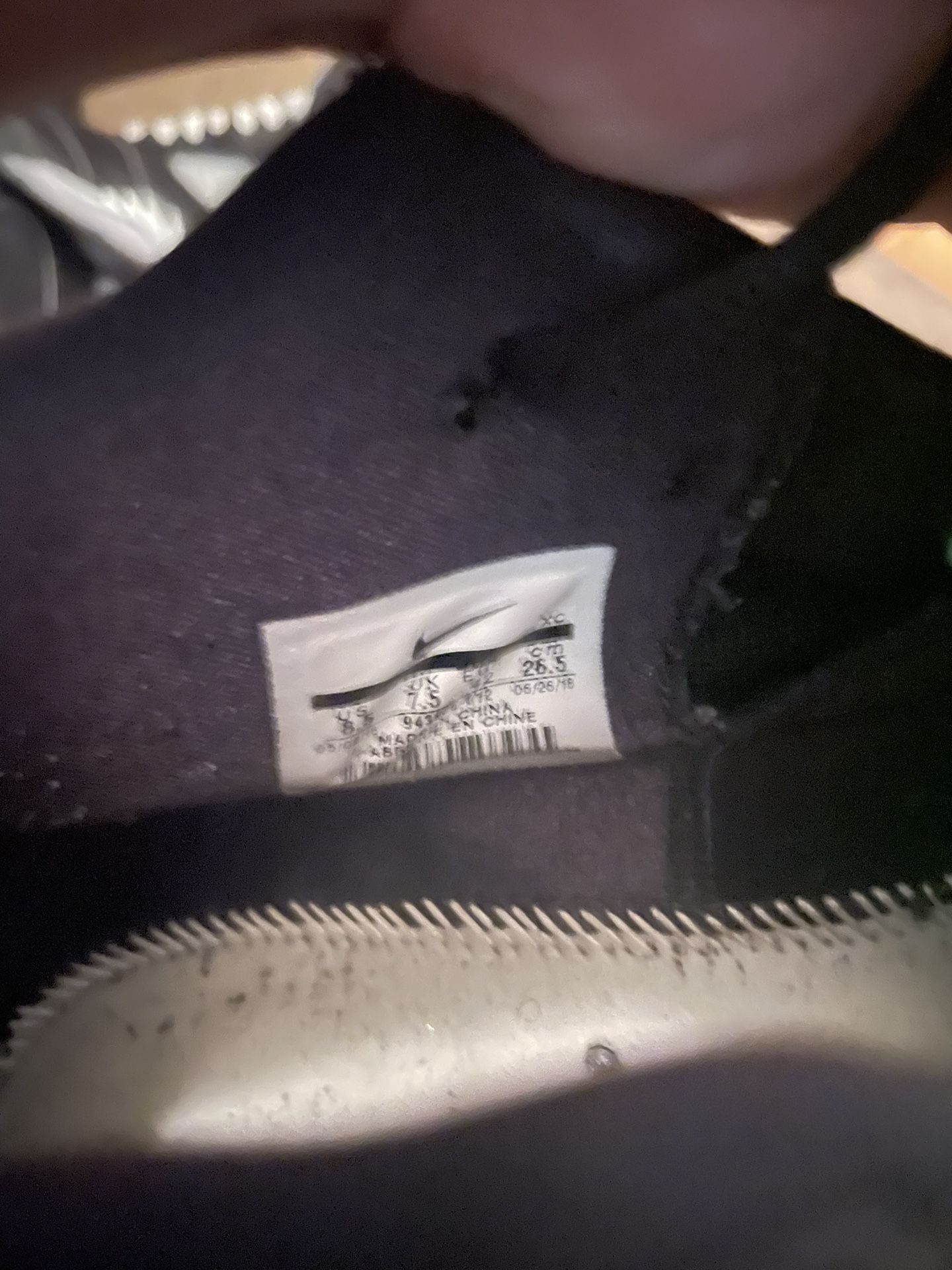 Nike Kyrie 4 Halloween. No insole.