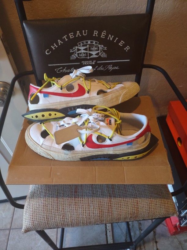 Blazer Low 77