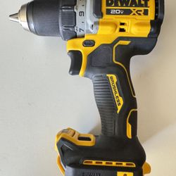 Dewalt 20V MAX XR Brushless Cordless Drill/Driver DCD800B (Tool only)