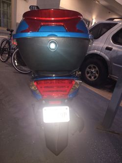 Scooter, 2004 Denali 50cc gas powered.